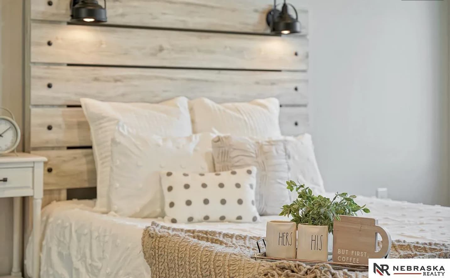 1030 N 108th St — staged by Acorn Home Staging