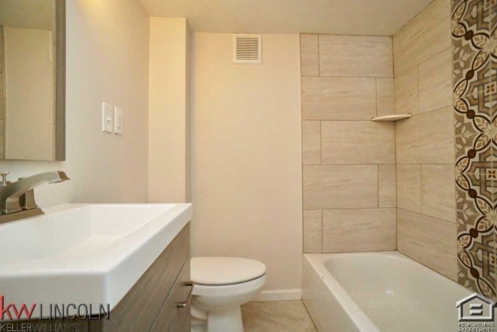 Bathroom before staging — Vacation Rental Design