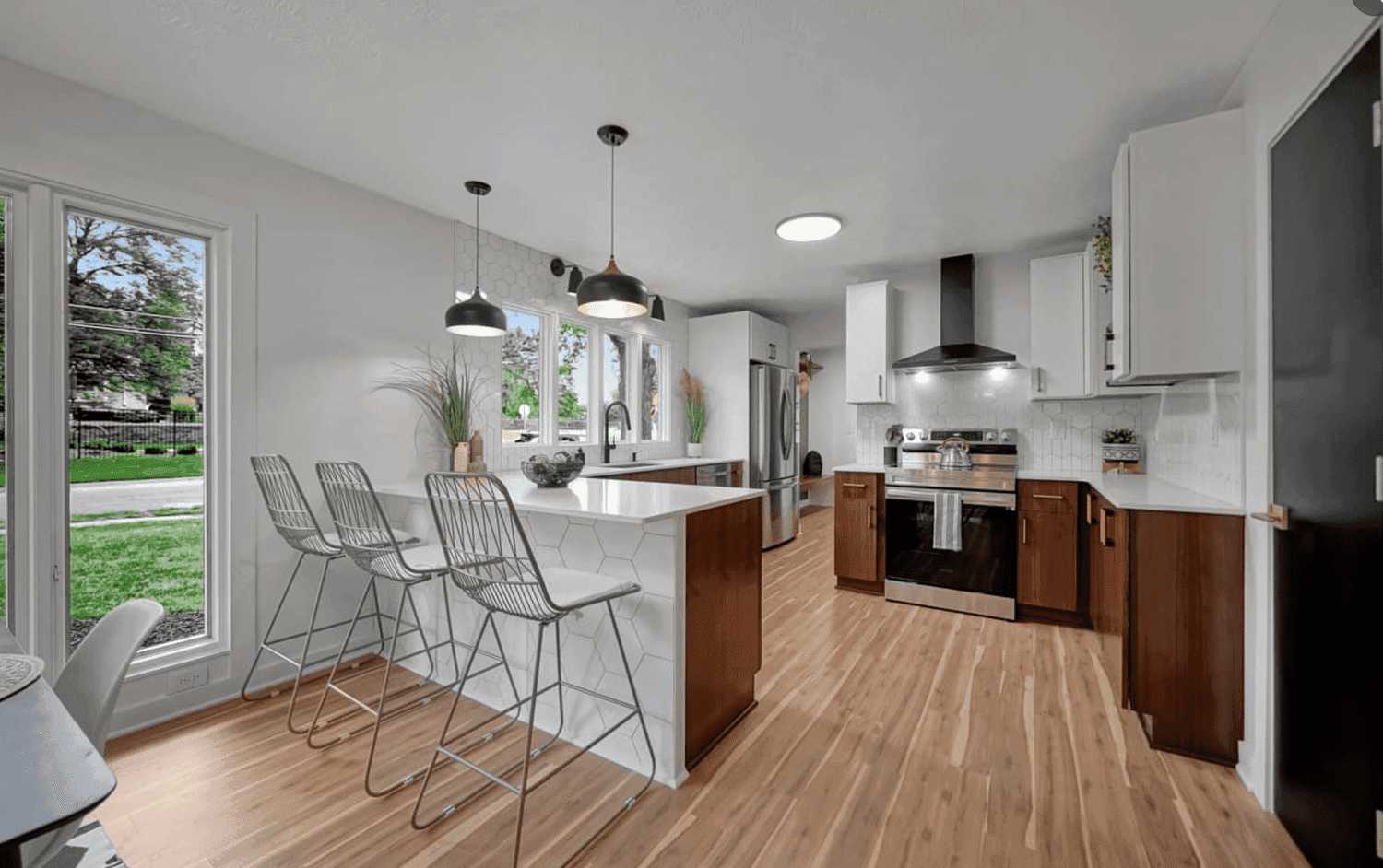 1991 Calvert St — staged by Acorn Home Staging